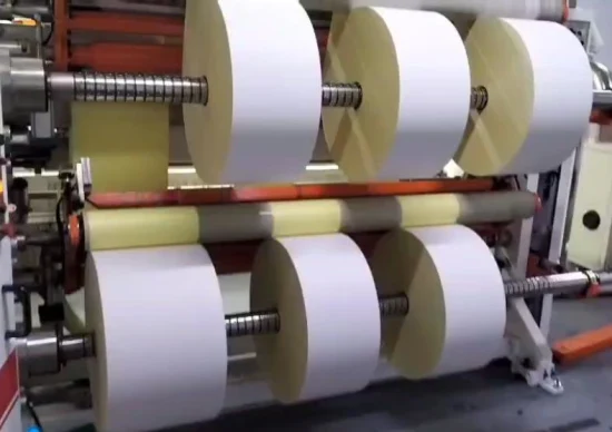 Rotolo jumbo di materiale in carta da stampa autoadesiva con pellicola per animali domestici PP BOPP trasparente trasparente direttamente in fabbrica